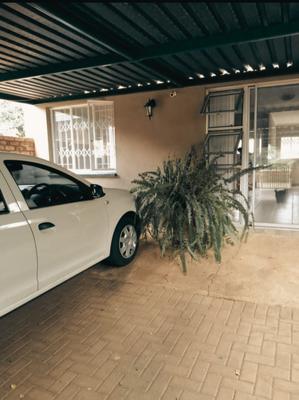 Cottage For Rent in Meyerspark, Pretoria